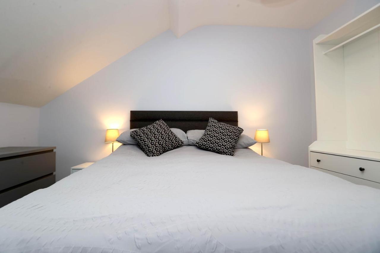 Entire Penthouse Apartment With Sea Views Portrush Esterno foto