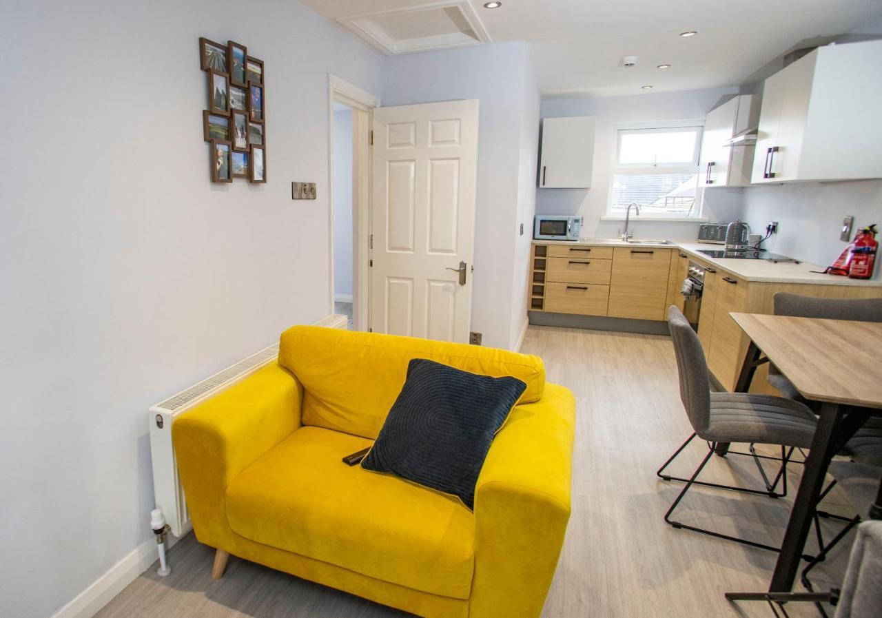 Entire Penthouse Apartment With Sea Views Portrush Esterno foto